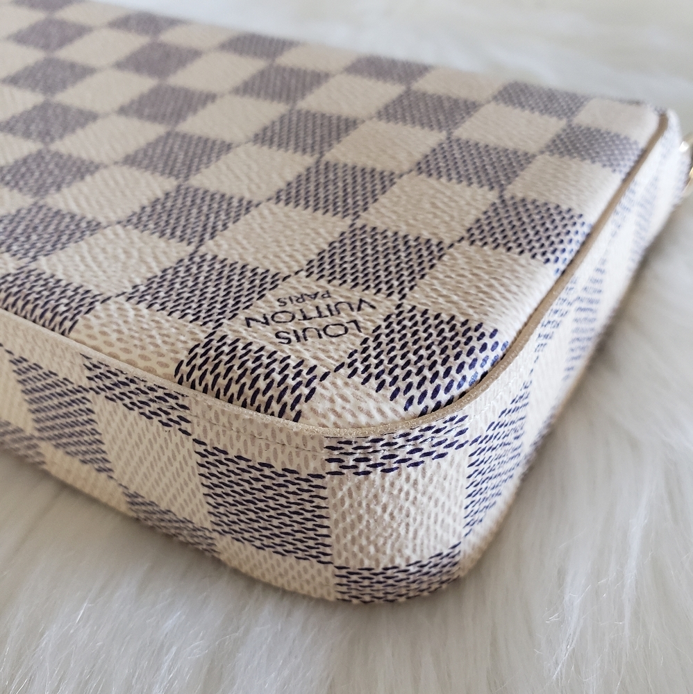 LOUIS VUITTON Felicie Pochette - Damier Azure - Picture 6 of 16